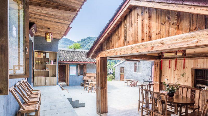 Wudangshan Tianle Hotel Shiyan  Buitenkant foto